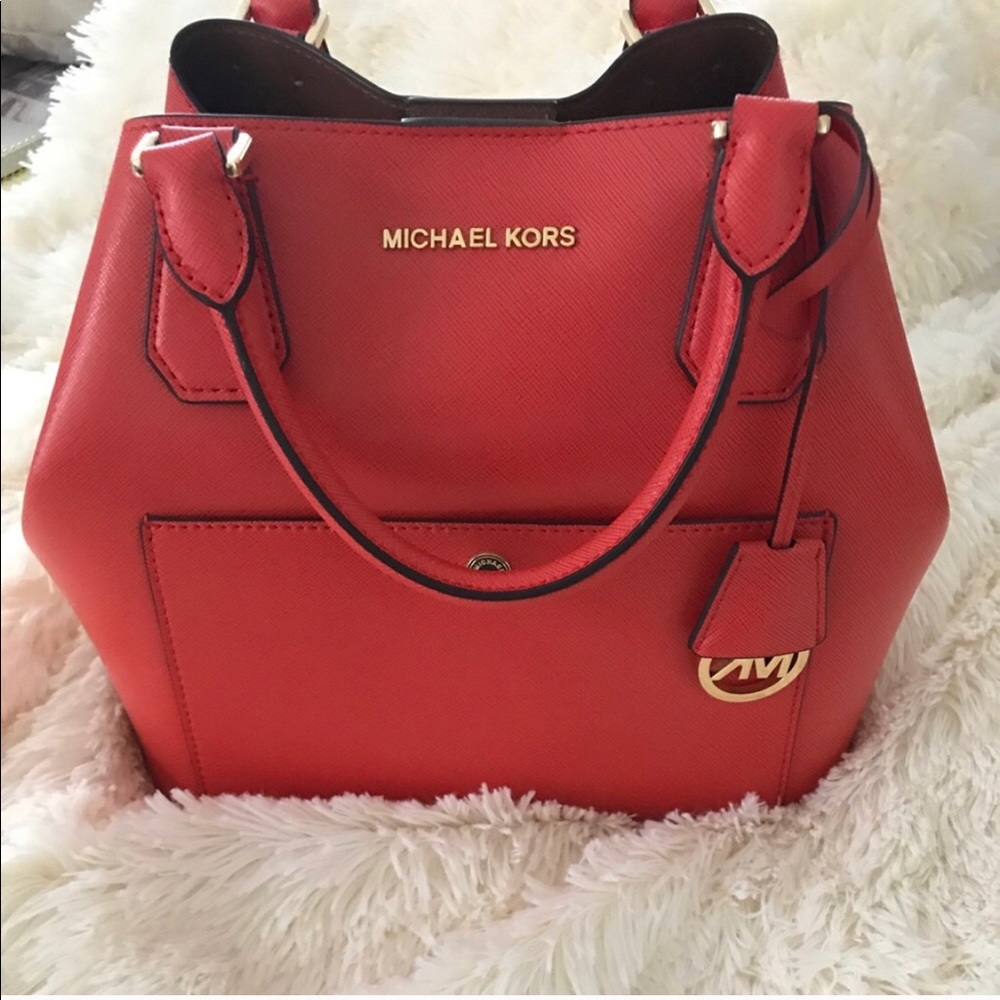 Michael Kors purse